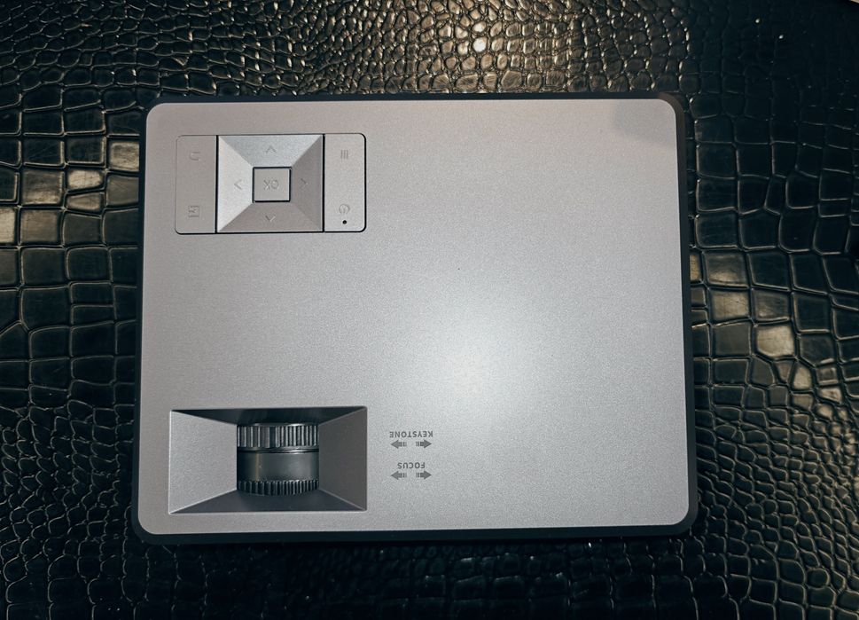 Проектор Jowlurk M2 1080p 15000L