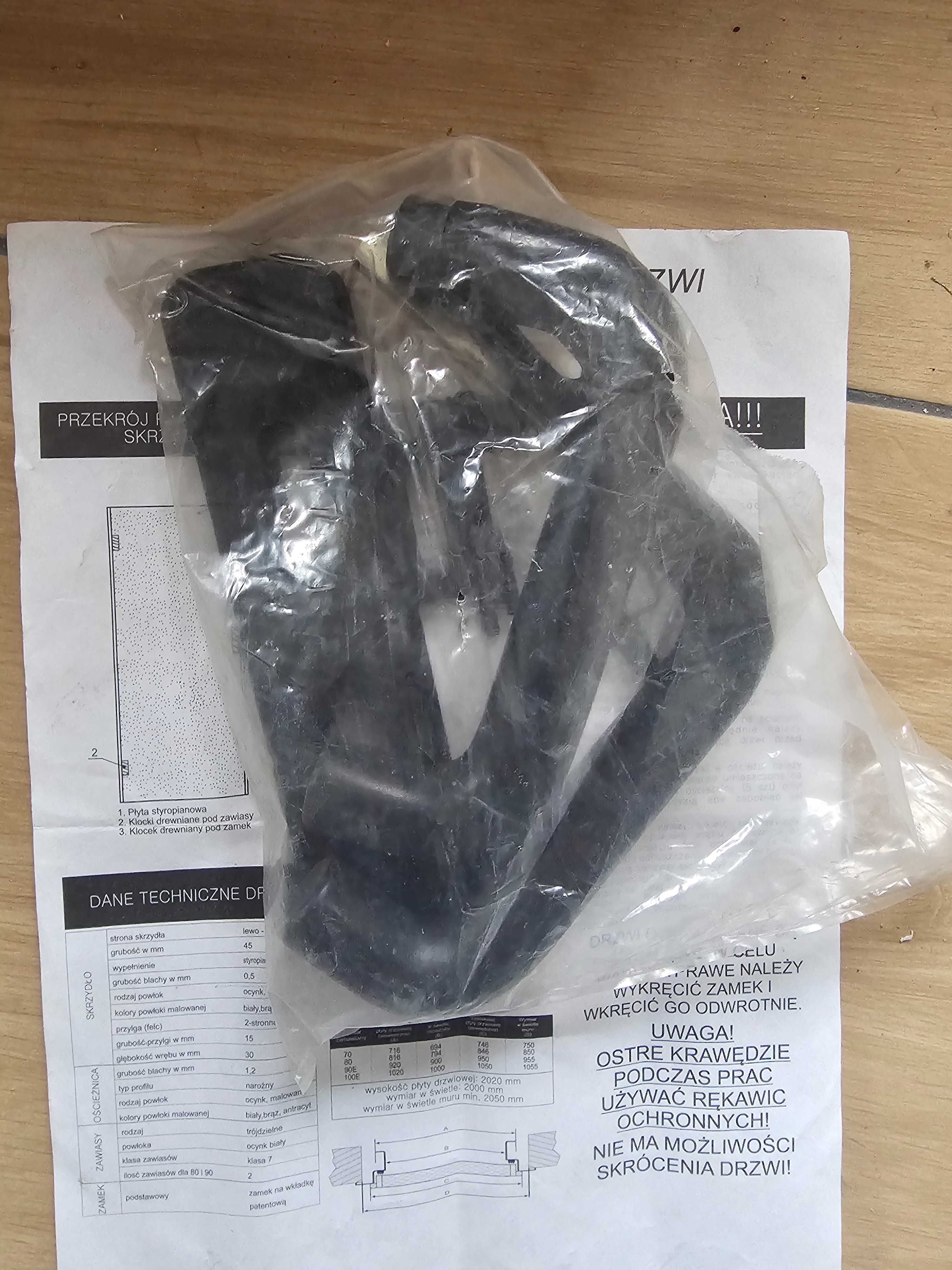 Drzwi techniczne UNI 45