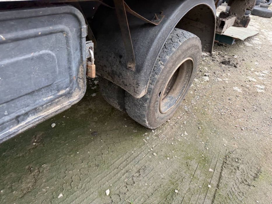 Mercedes 809 Vario грузовик гидроборт