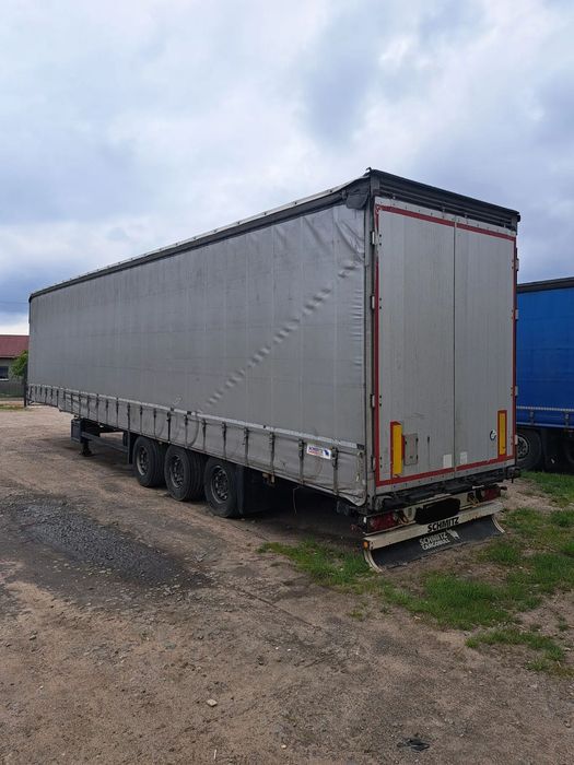 Schmitz Cargobull LOW DECK/MEGA  Schmitz Low Deck 2011 rok