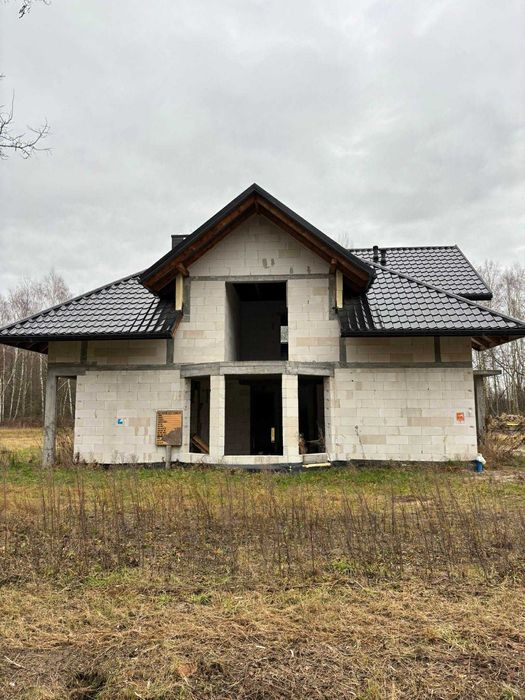 Sprzedam dom w stanie surowym