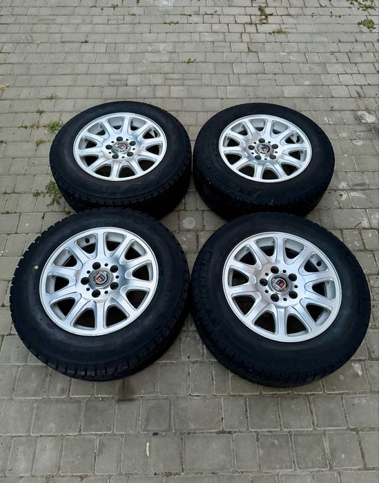 Зимние колёса 235/60 R16 + диски BMW 5×120 style 25