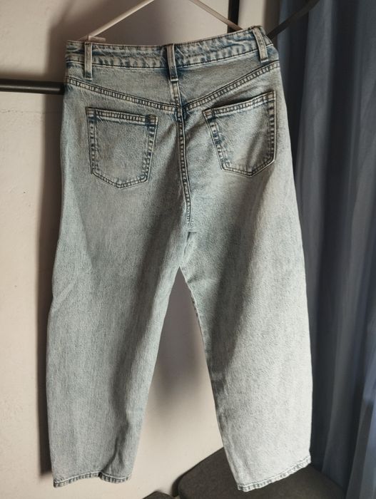 Szerokie jeansy jasnoniebieskie