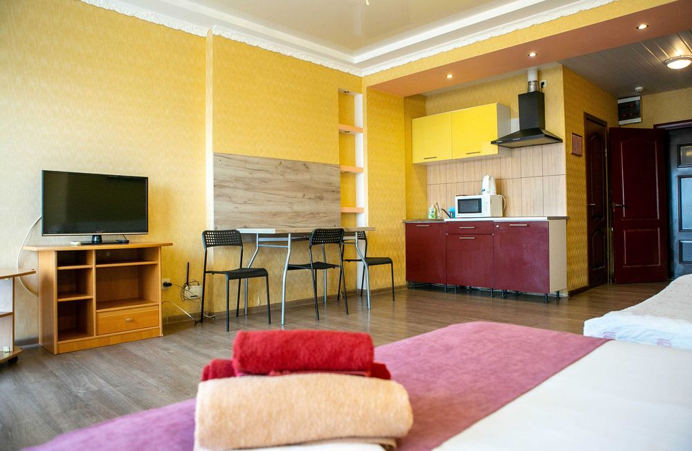 Подобово квартира Люкс центр Дніпра (А.Поля 27д), біля шпиталя, правий