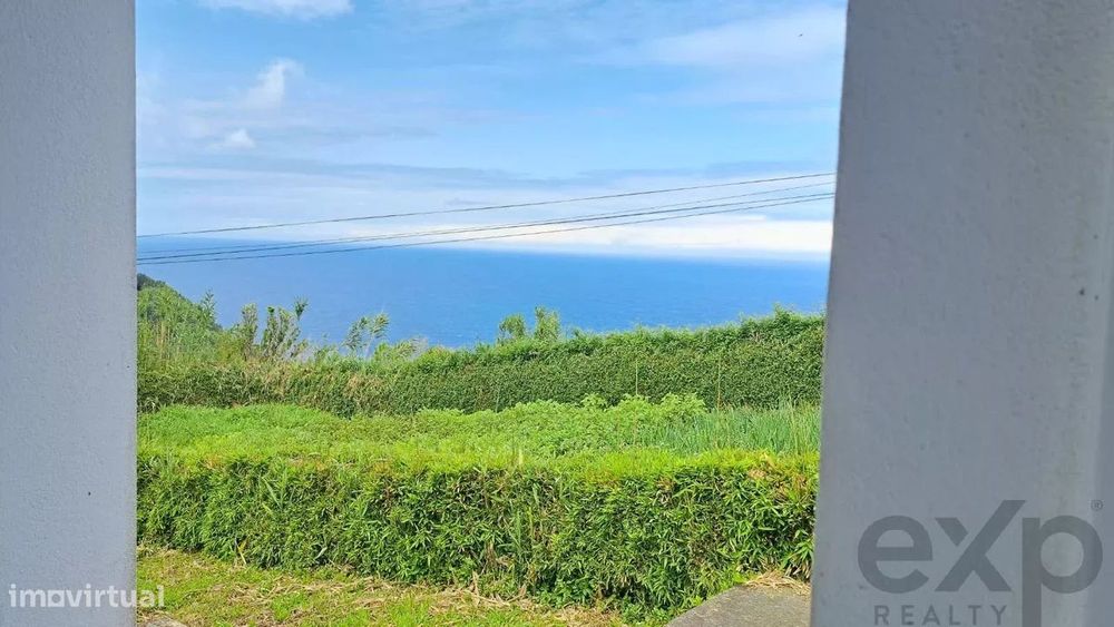 Moradia Isolada com Vista Mar e Montanha – Santo António Nordestinho,