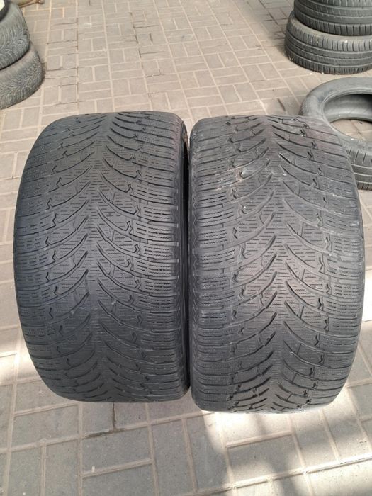 Opony zimowe nokian  295 x35 x21  2 sztuki cena 300zl