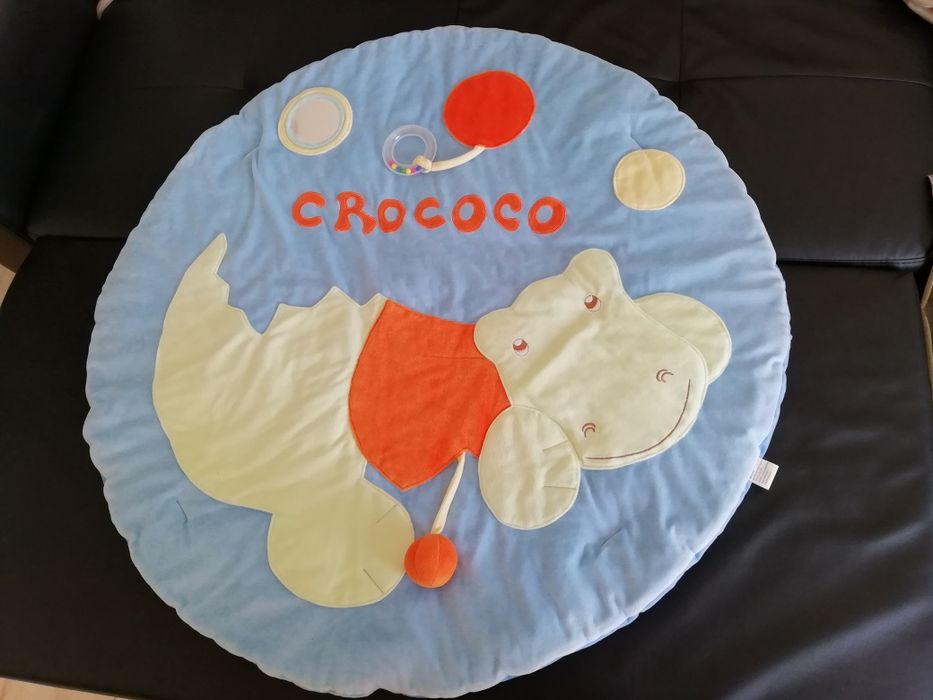 Tapete de actividades Bebé com música