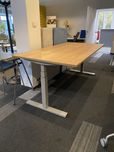 Solidne duże biurko z elektryczną regulacją wys. nowe 200 x100 cm