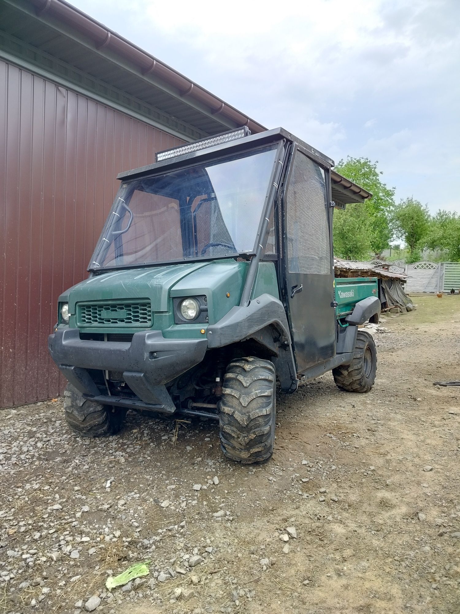 Kawasaki Mule 4x4 – pojazd użytkowy terenowy