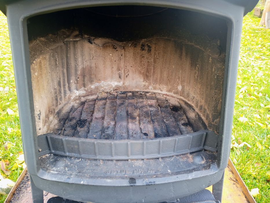 Jotul nr 4 kominek piec żeliwny koza