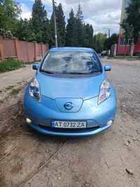 Продам Nissan leaf sv