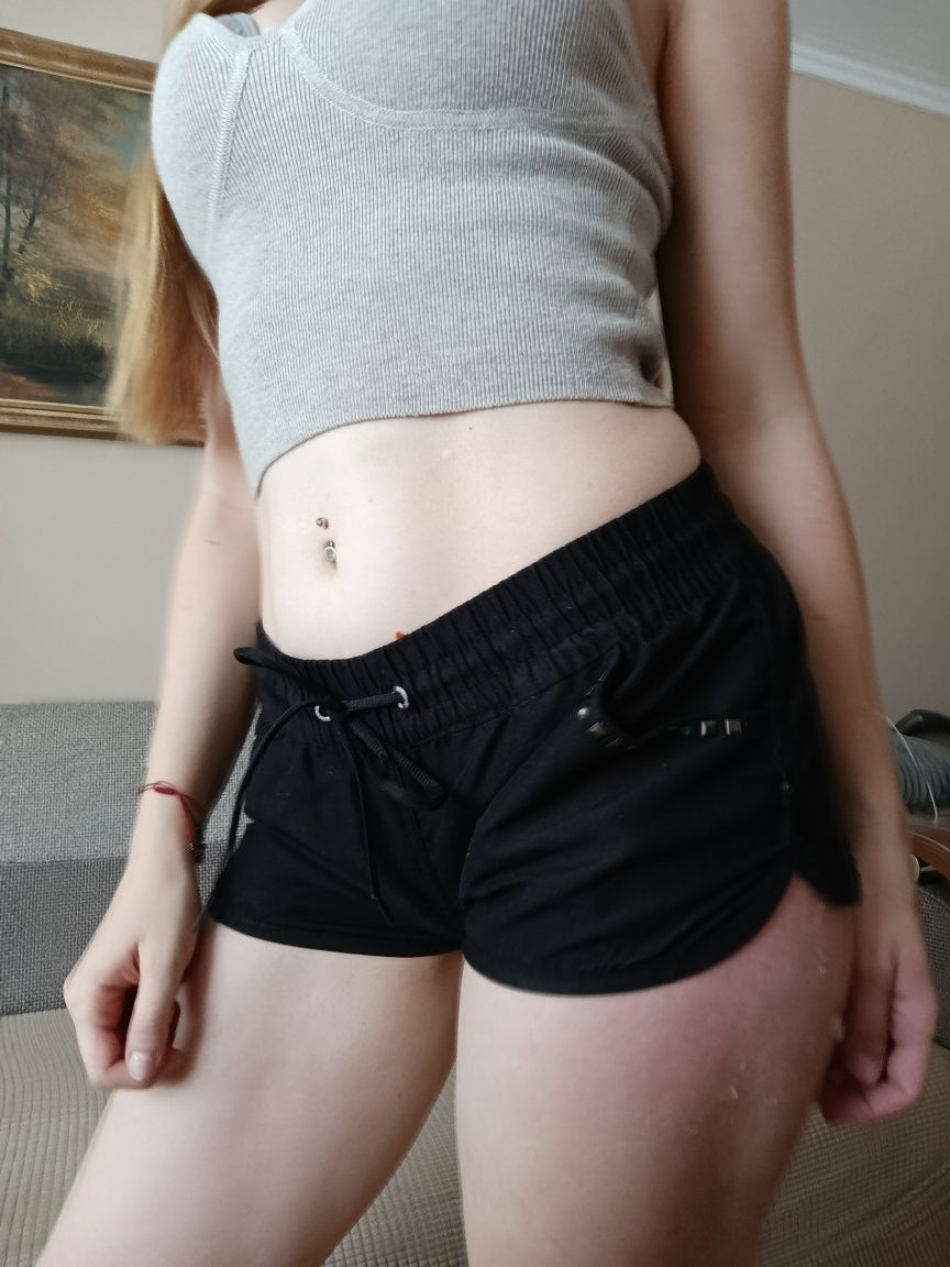 Szorty spodenki low rise shorts damskie XS 34 czarne y2k 00s 2000s aes