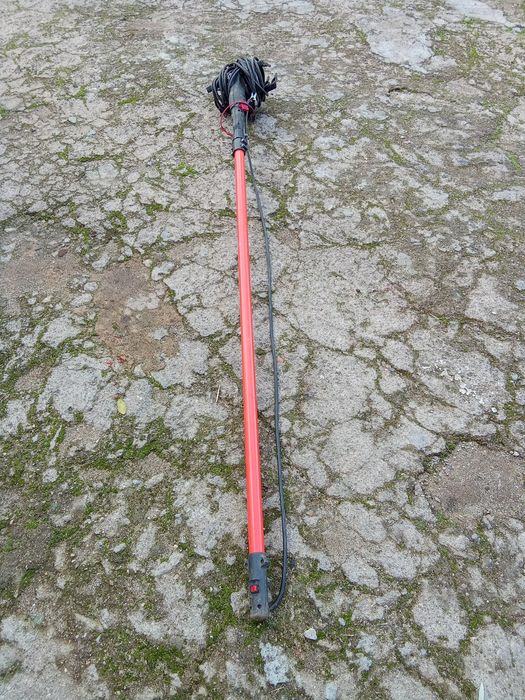 Varejador de azeitonas.