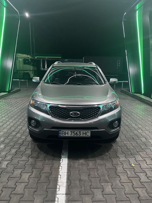 Продам Kia Sorento 2012