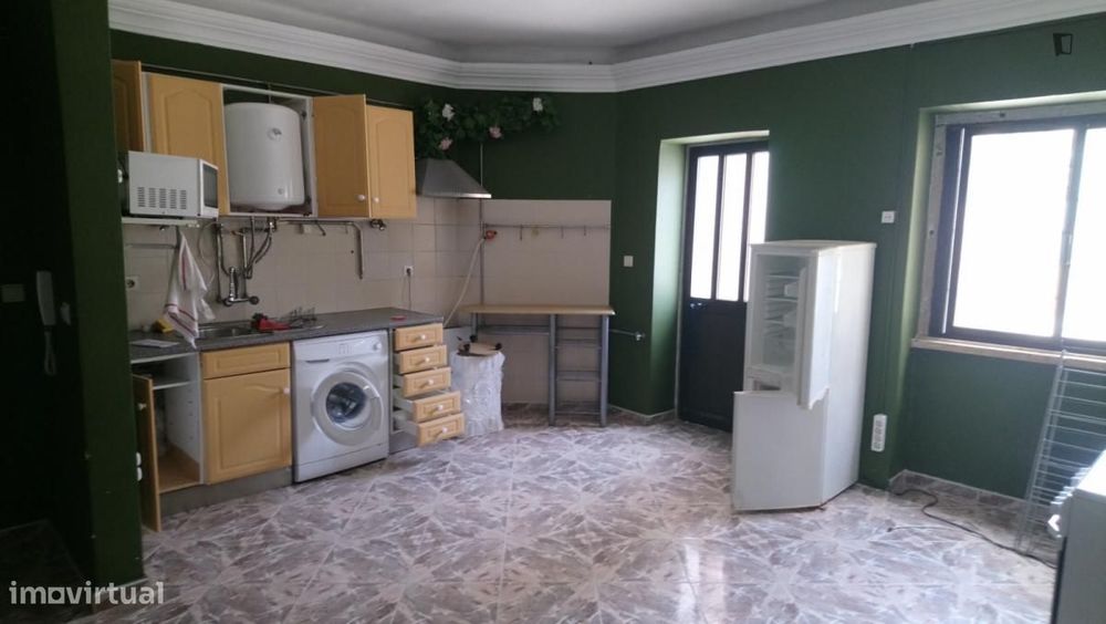 Apartamento com 1 quartos - localizado em Roma-Areeiro Lisbon