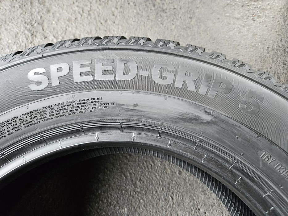 Kpl Opon Zimowe Semperit Speed-Grip 5 215.70.16 100T Rok 2024