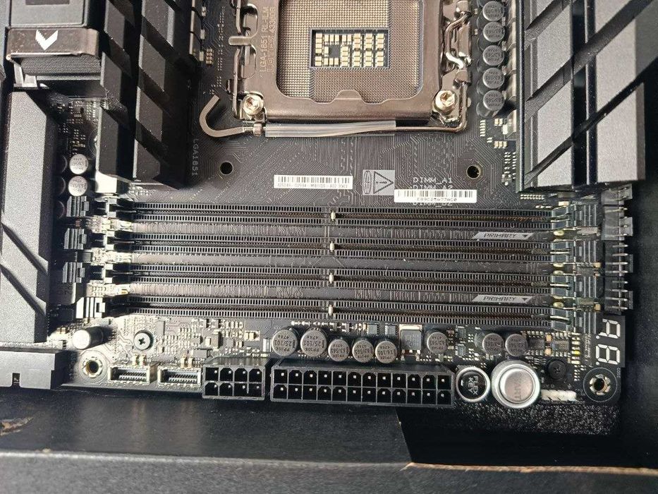 ASUS ROG MAXIMUS Z890 HERO – płyta główna LGA1851 jak nowa