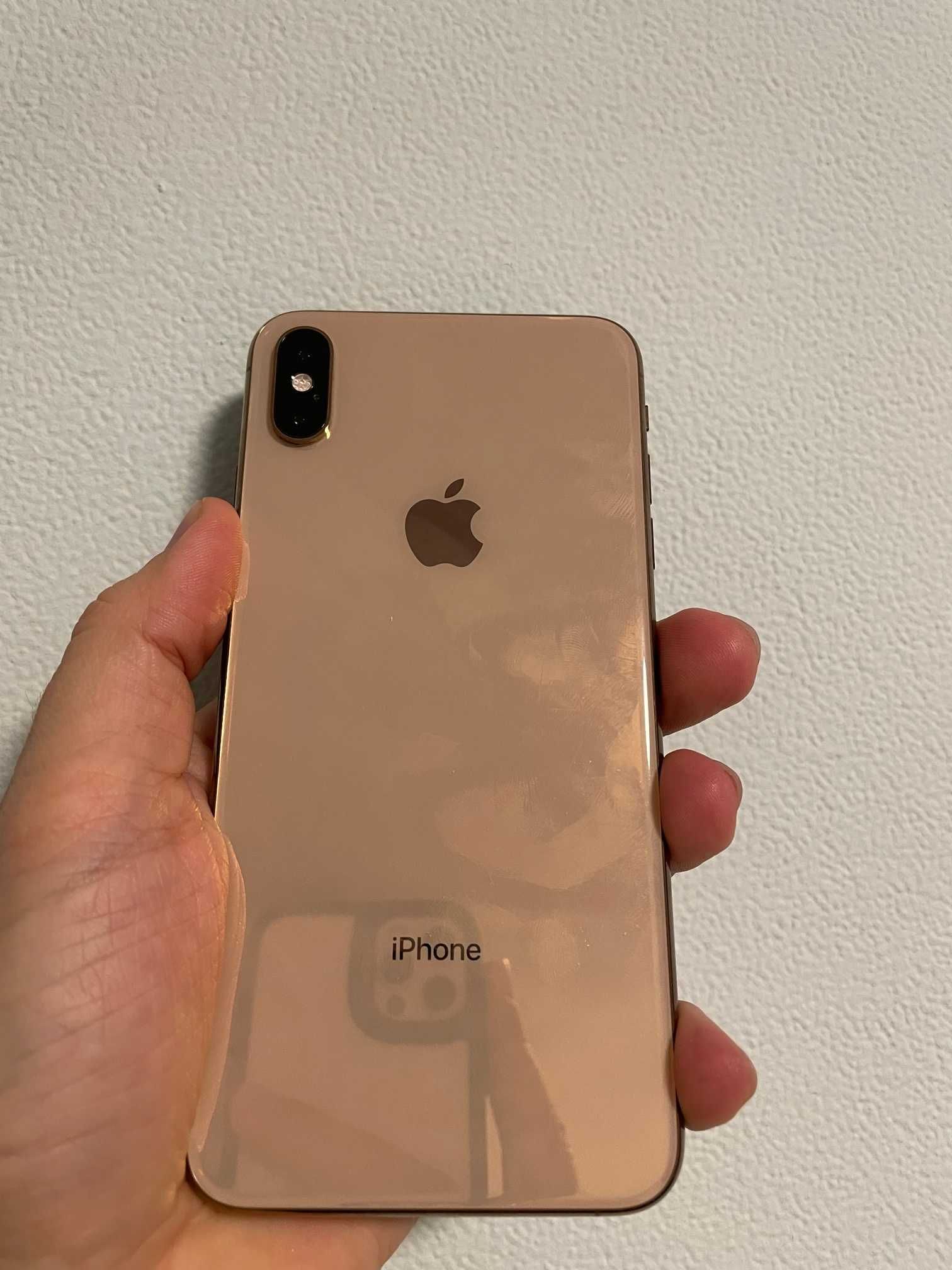 Продам телефон Iphone Xs Max 64gb