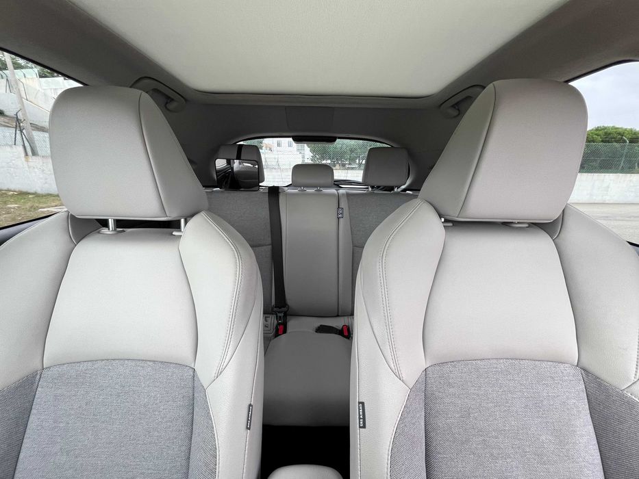 Toyota Yaris 1.5 HDF Hybrid 2023 – Excelente Estado