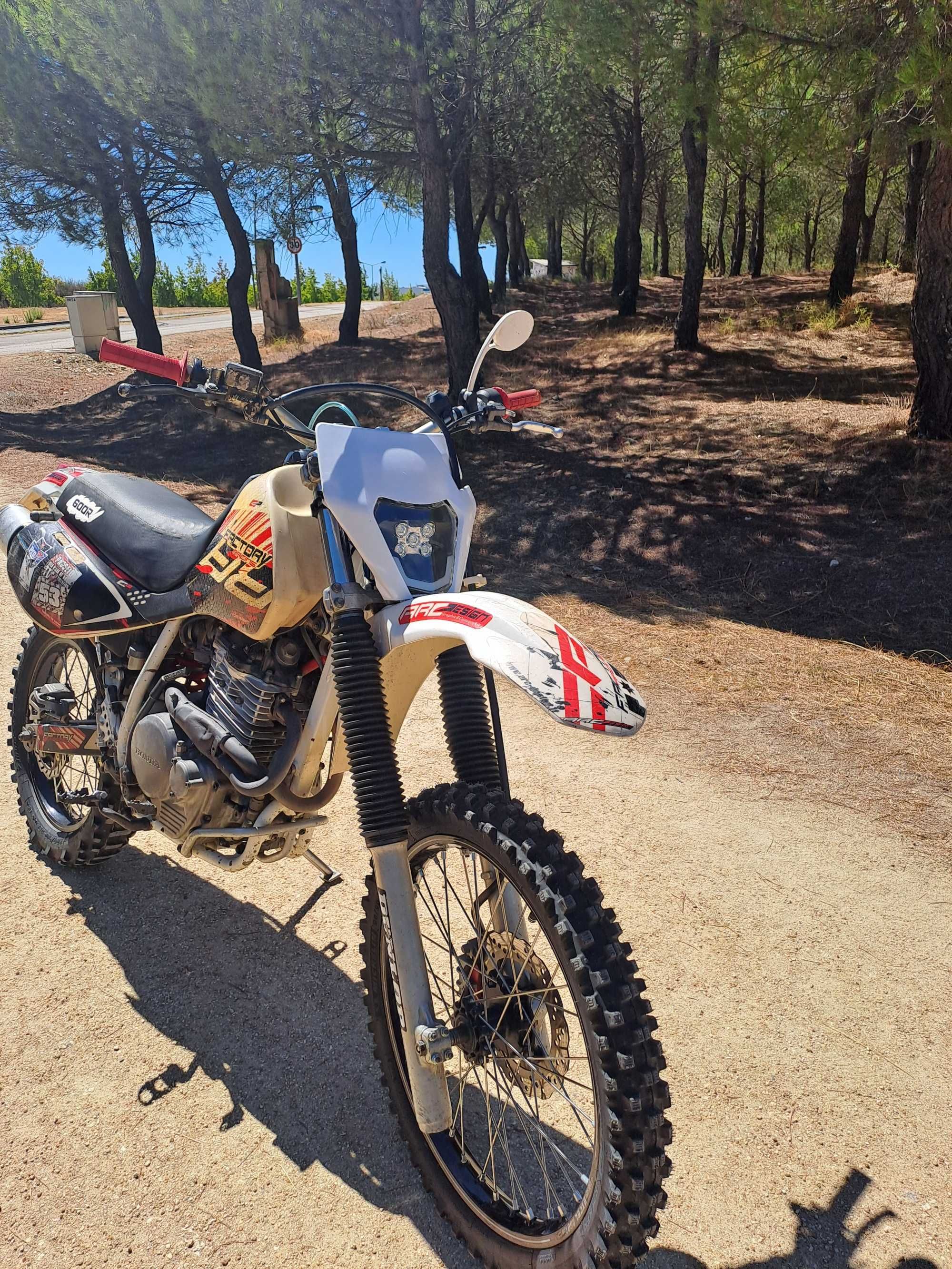 HONDA XR 600R - 1992