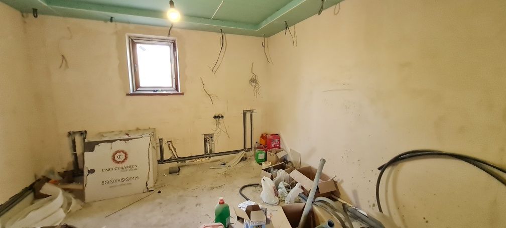 Продаж власного будинку з якісних матеріалів