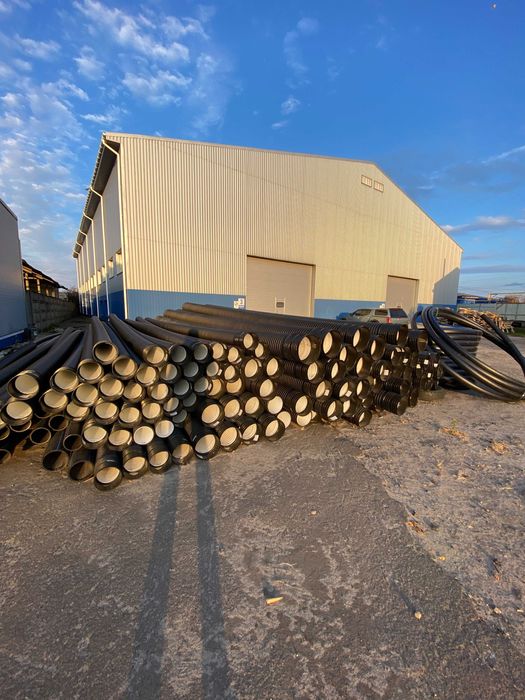 Труба дренажна гофорована та каналізаційна