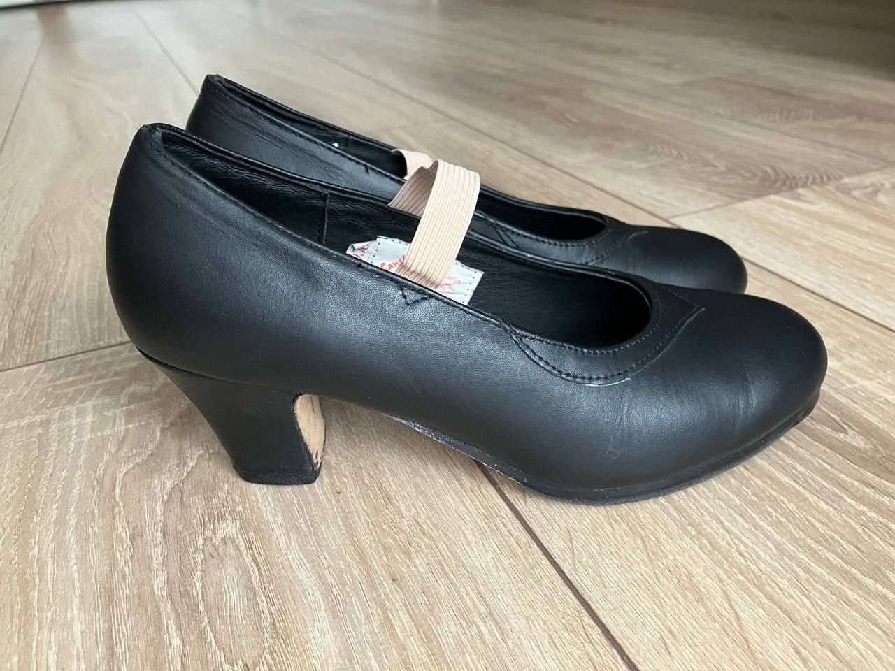 Buty do flamenco damskie marki Shansha, nowe, rozmiar 35-36