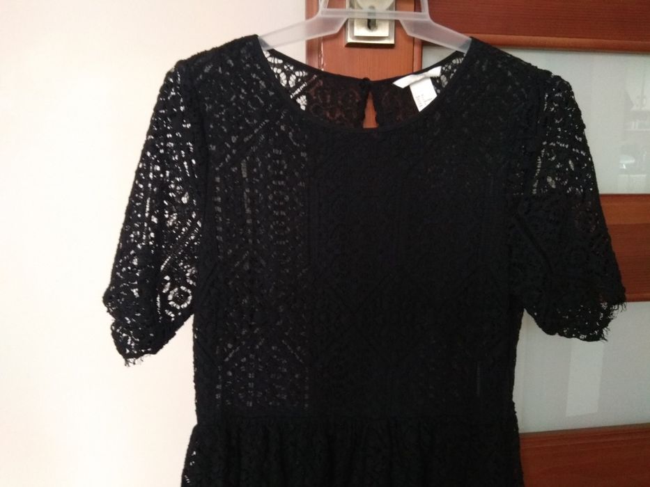 Sukienka czarna koronka H&M rozmiar 36