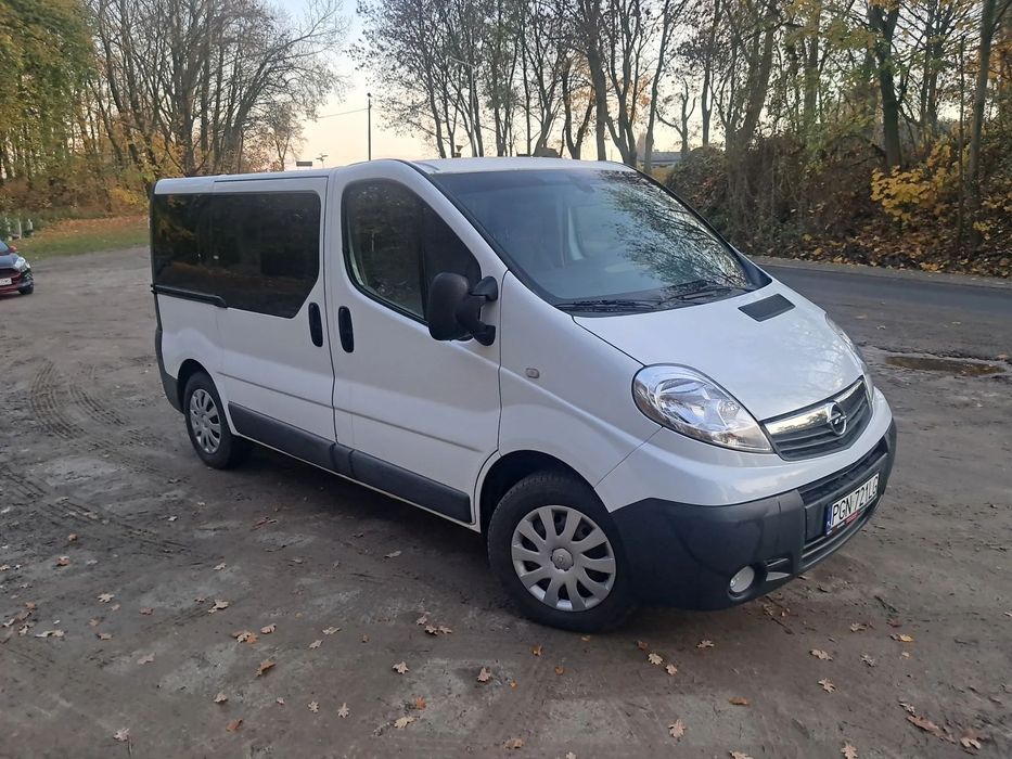 Opel Vivaro 2.0 CDTI / Automat/ Osobowy