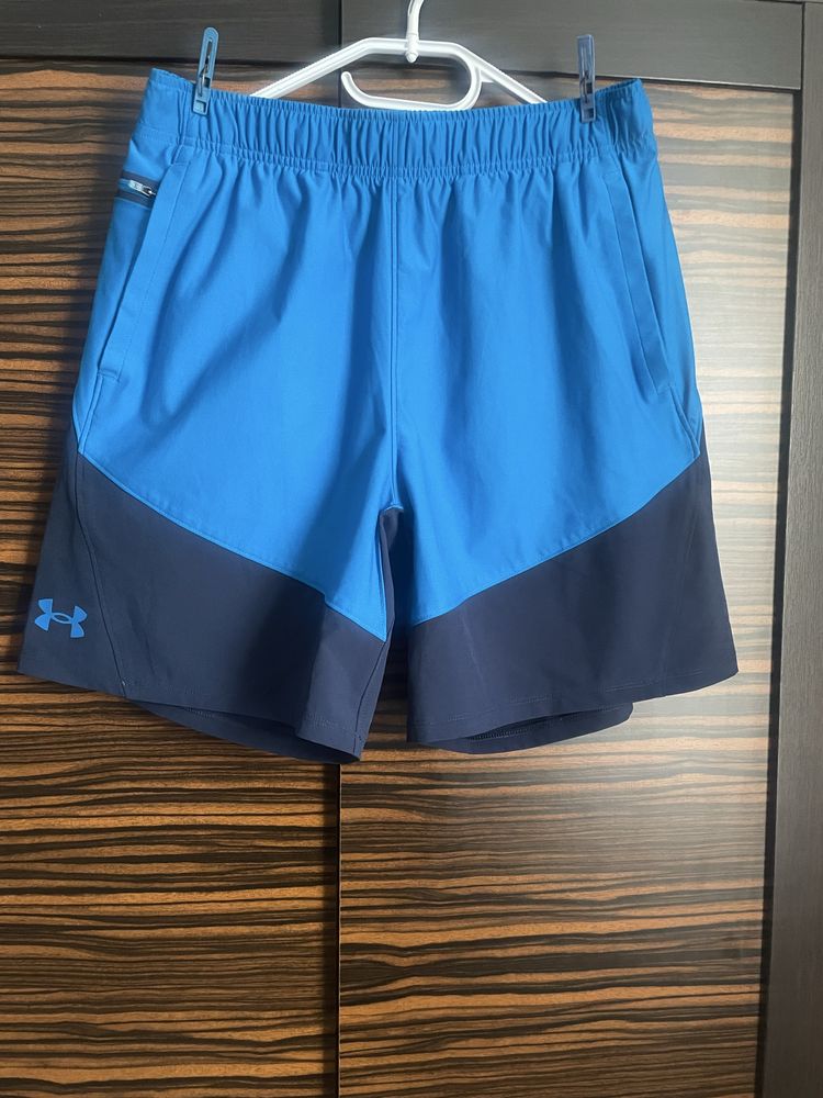 Чоловічі спортивні шорти розмір л under armour!