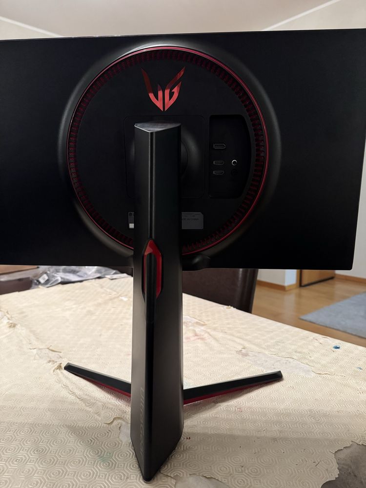 Monitor LG 27GN850