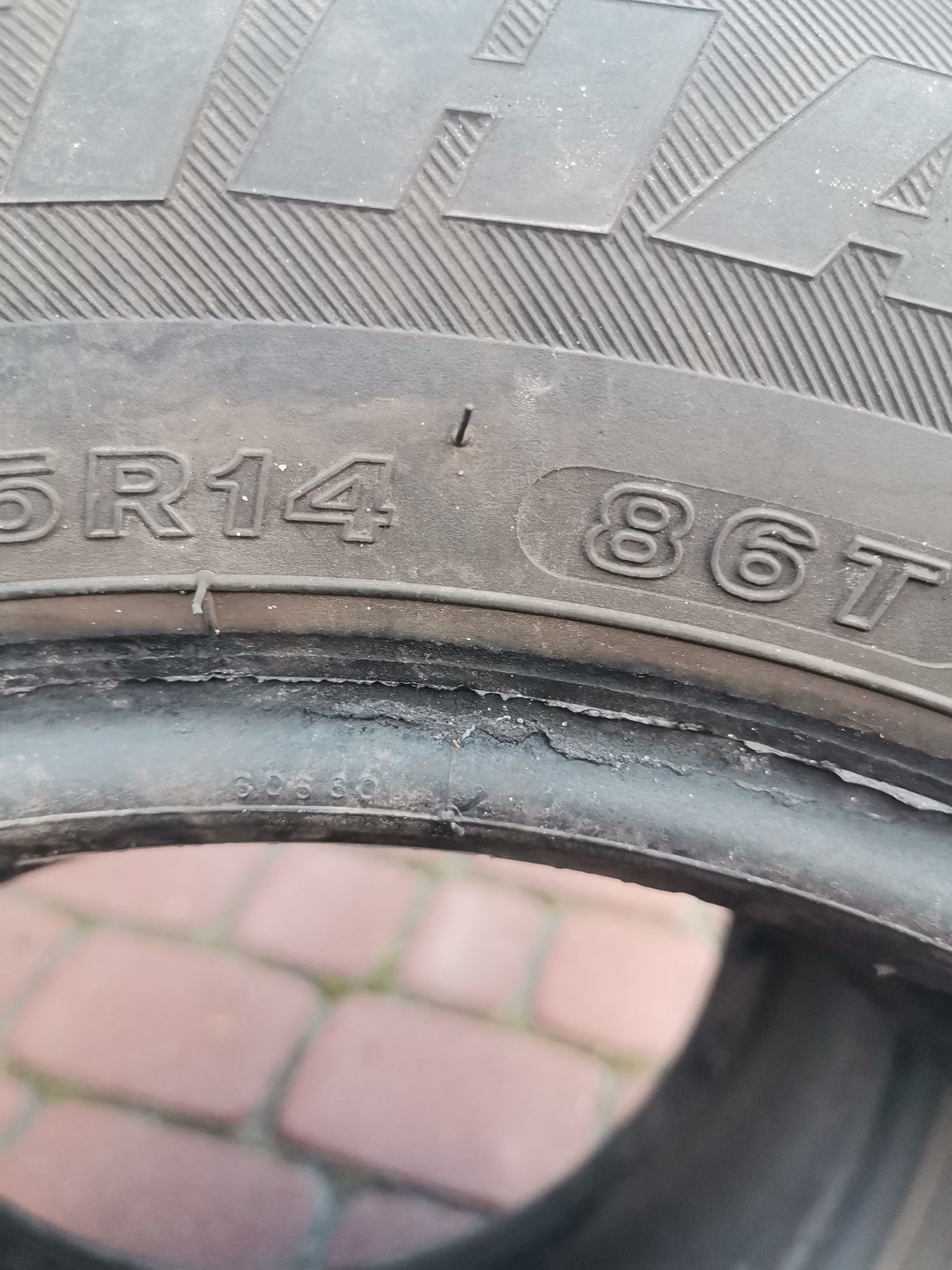 Opony 185 65R 14 2 sztuki