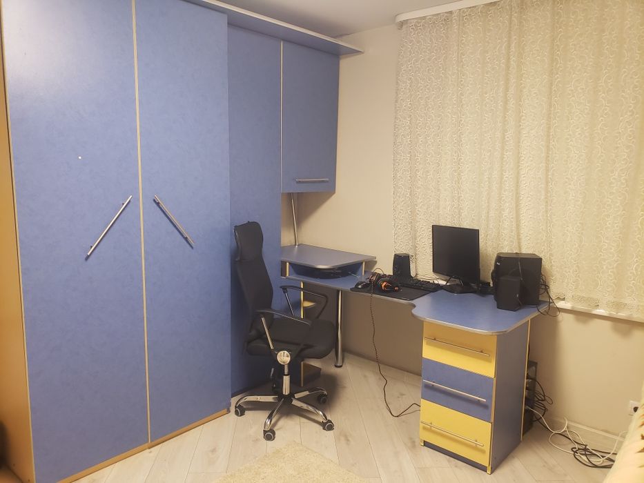 Продам меблі в дитячу кімнату.