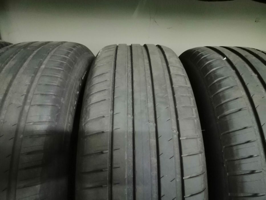 Michelin Pilot Sport 4 SUV 235/65 R17 108V XL