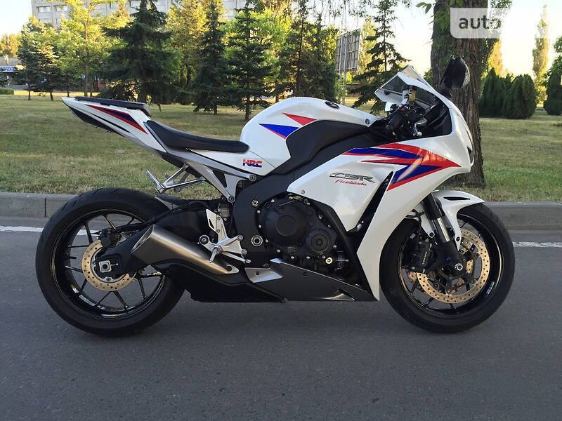 HONDA CBR1000RR  Fireblade 2014 г.в.