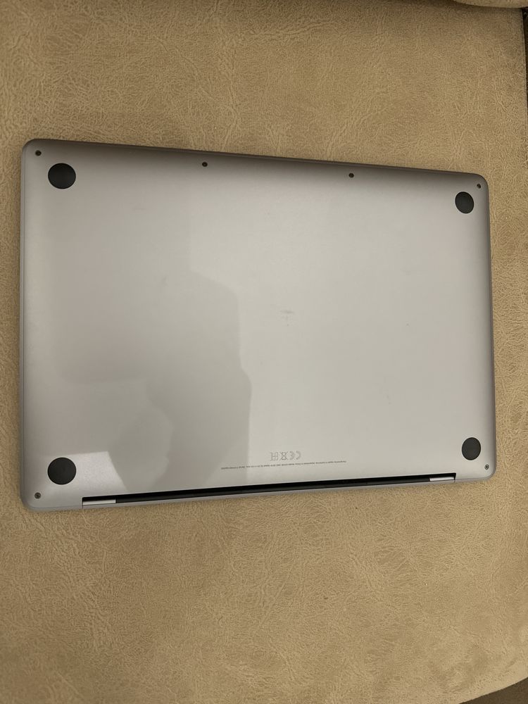 Macbook Pro M1 2020 Touchbar 8gb 256gb ssd impecavel c/caixa original