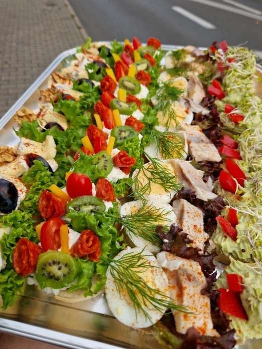Kanapki bankietowe catering przekąski imprezy urodziny