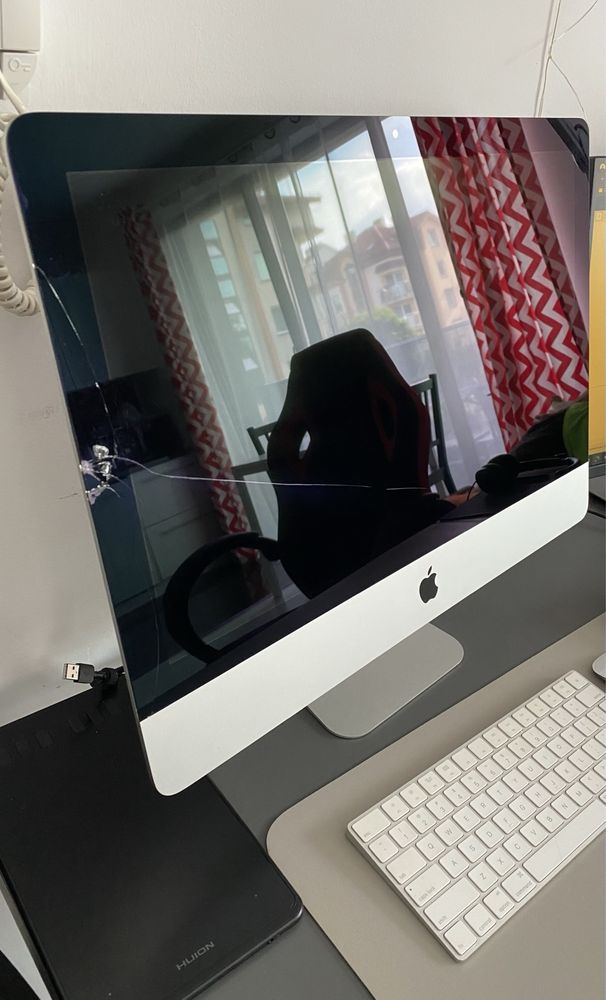 Komputer iMac 21,5 2015 Retina 4K 256GB SSD 8GB RAM i5-3,1GHz