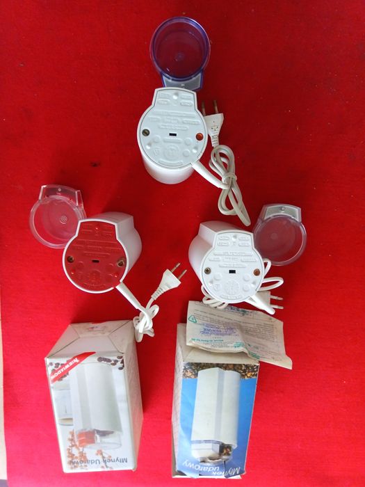 Młynek do kawy Predom Prespol Niewiadów z czasów PRL