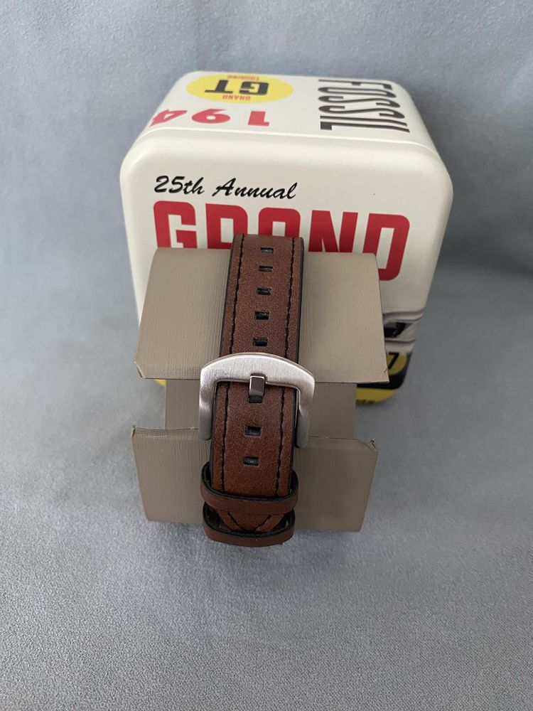 FOSSIL JR-9867 – unikatowy zegarek z lat 90.