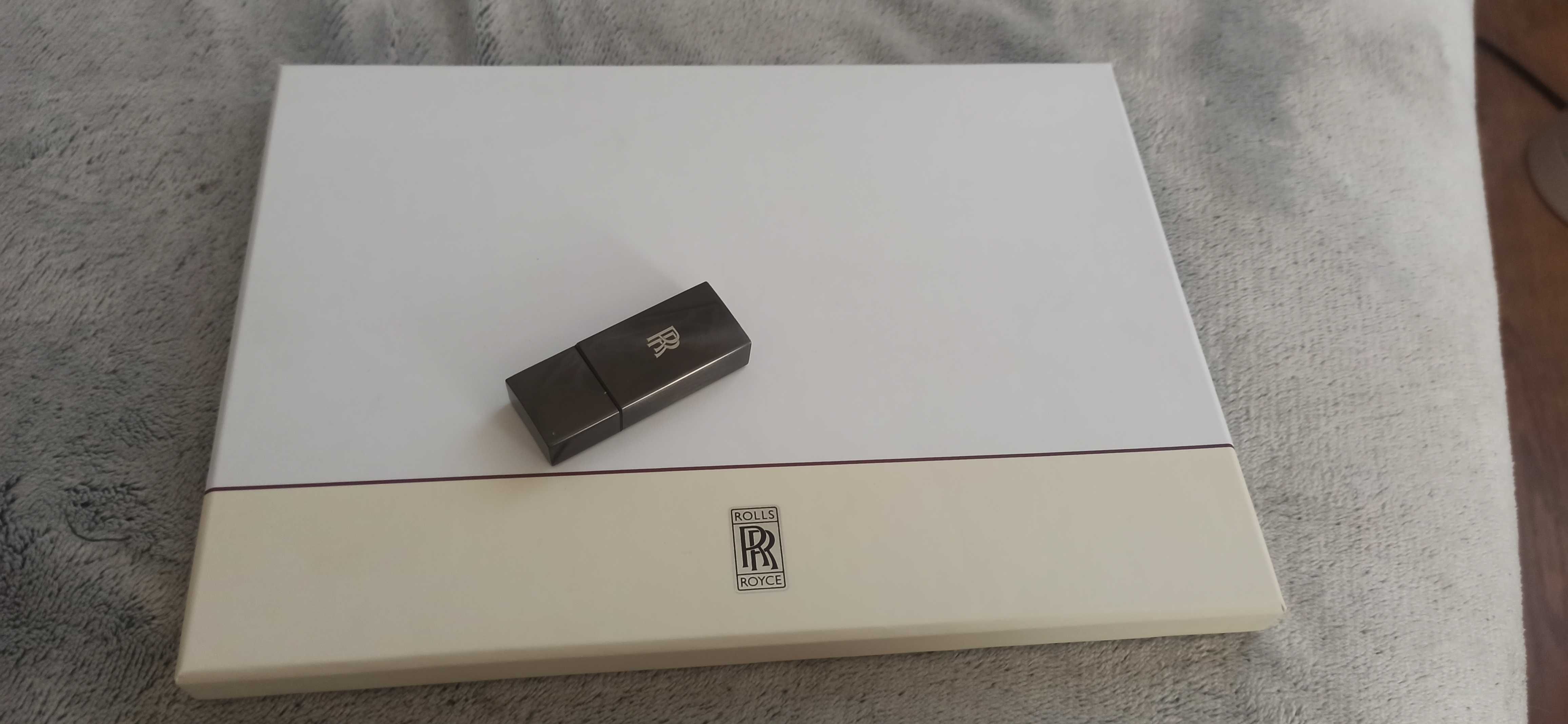 Sprzedam pendrive