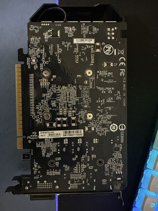 Продам відеокарту Gigabyte 1050ti 4 GB