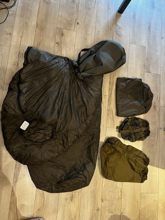 Śpiwór syntetyczny dkws wojsk specjalnych i akcesoria