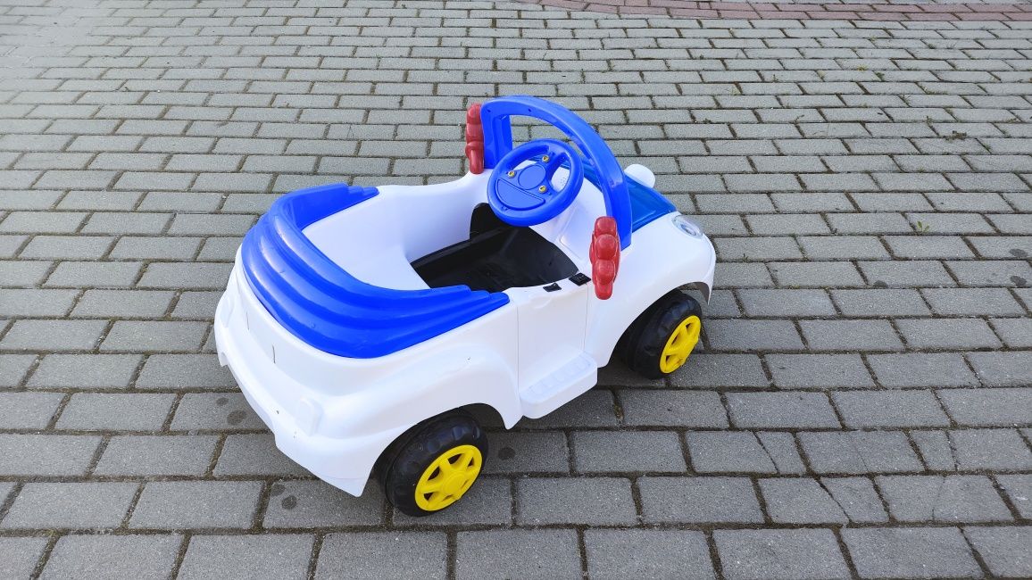 Samochód elektryczny dla dziecka