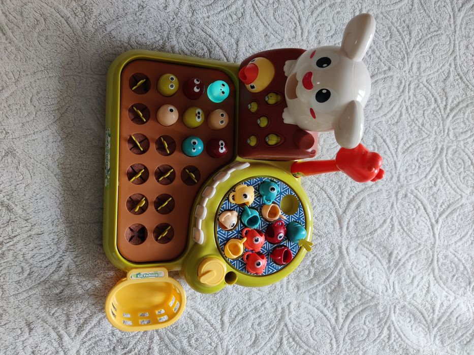 Розвиваюча гра 4в1 Happy Farm рибалка, нагодуй пташку, грядочки, стука