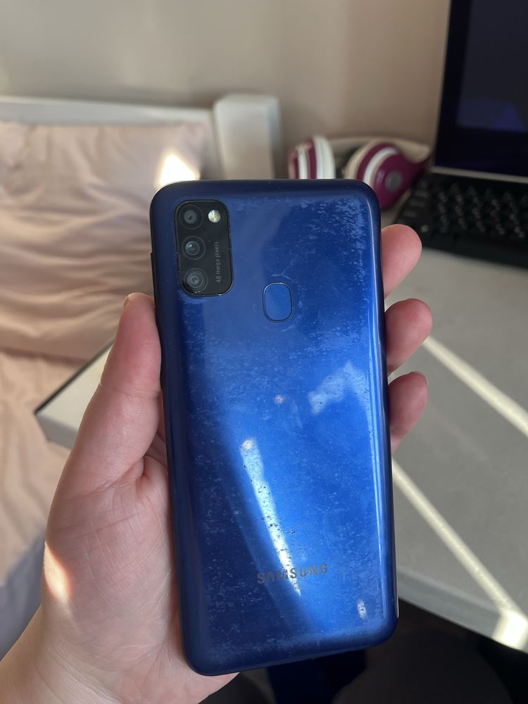 Телефон M21 Samsung