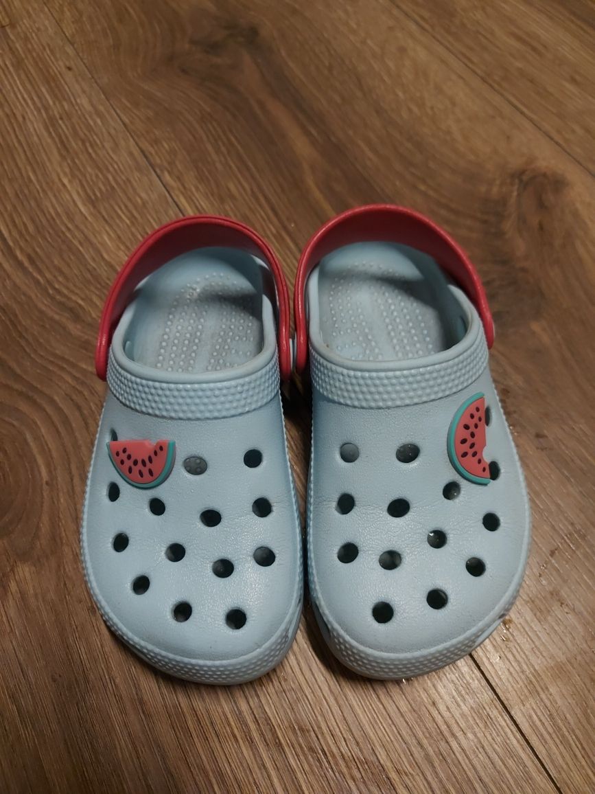 Klapki 26/27 jak Crocsy 17cm Sandały Arturki