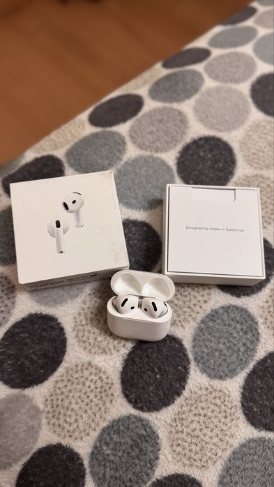 Apple AirPods 4 Wireless