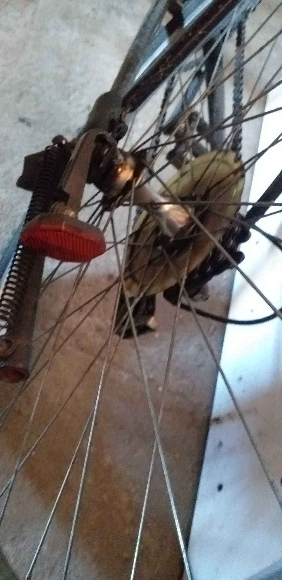 Rower , do remontu , lub na części.