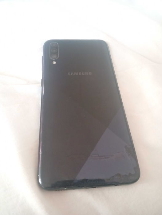Samsung a30 impecável